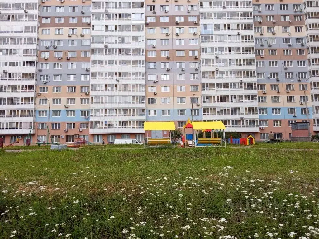 3-к кв. Нижегородская область, Нижний Новгород Краснозвездная ул., 31 ... - Фото 0