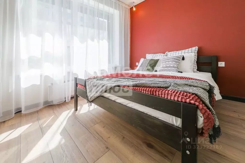 1-к кв. Свердловская область, Екатеринбург ул. Пехотинцев, 2Д (40.6 м) - Фото 1