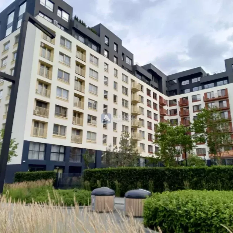 3-к кв. Тюменская область, Тюмень ул. Газовиков, 38 (166.8 м) - Фото 1