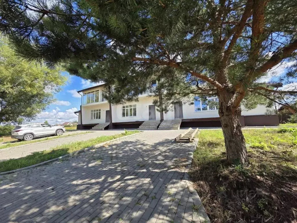 Таунхаус в Калужская область, Калуга городской округ, д. Желыбино ул. ... - Фото 1