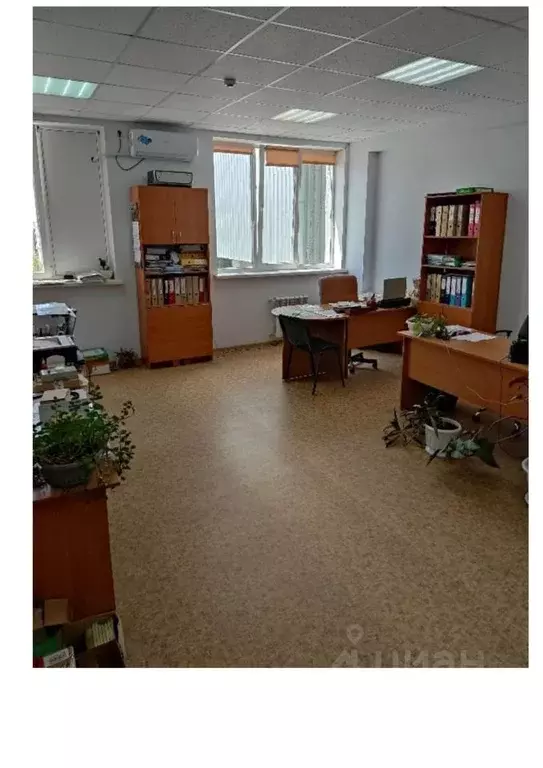 Помещение свободного назначения в Крым, Симферополь ул. Героев ... - Фото 2