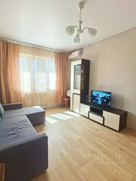 2-к кв. Татарстан, Казань ул. Альфии Авзаловой, 4/12 (65.0 м) - Фото 1