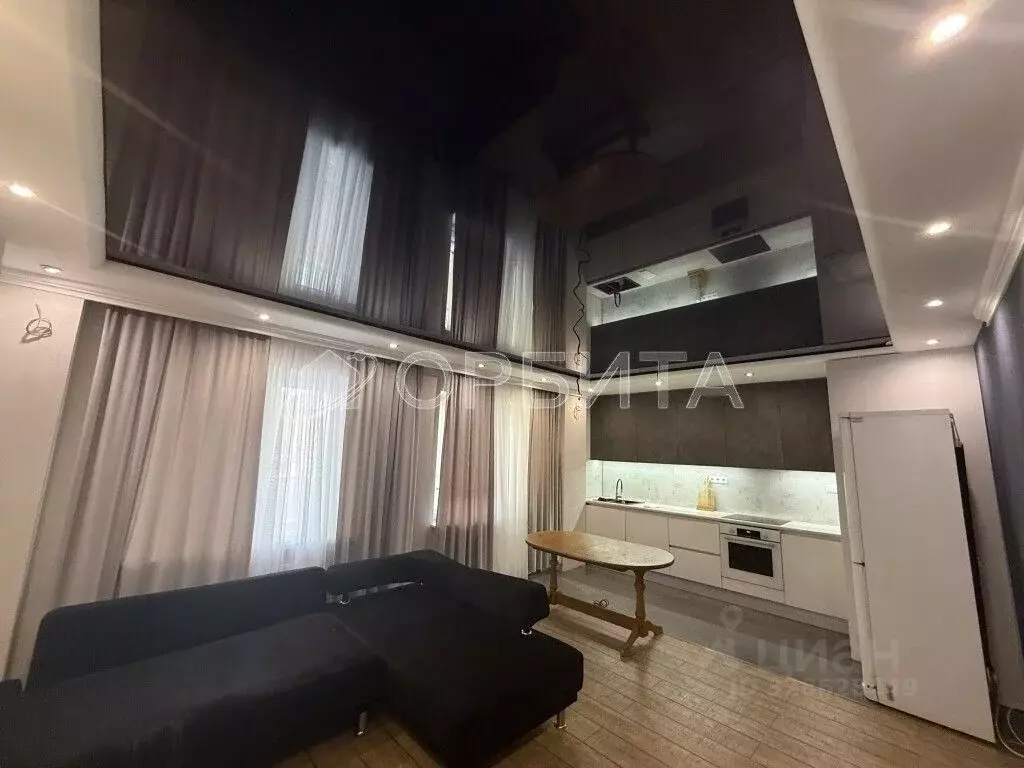 3-к кв. Тюменская область, Тюмень ул. Дмитрия Менделеева, 12 (88.1 м) - Фото 1