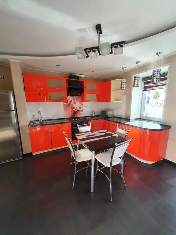 2-к. квартира, 56 м, 4/9 эт. - Фото 0