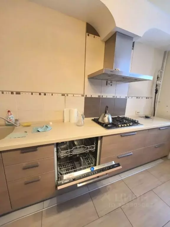 3-к кв. Ярославская область, Ярославль ул. Ньютона, 9 (70.0 м) - Фото 2