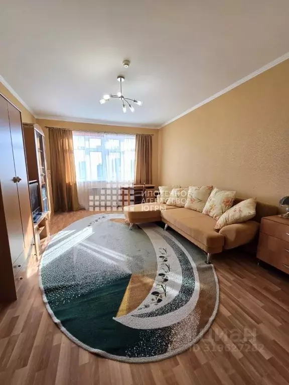 2-к кв. Ханты-Мансийский АО, Ханты-Мансийск ул. Энгельса, 3 (62.0 м) - Фото 0