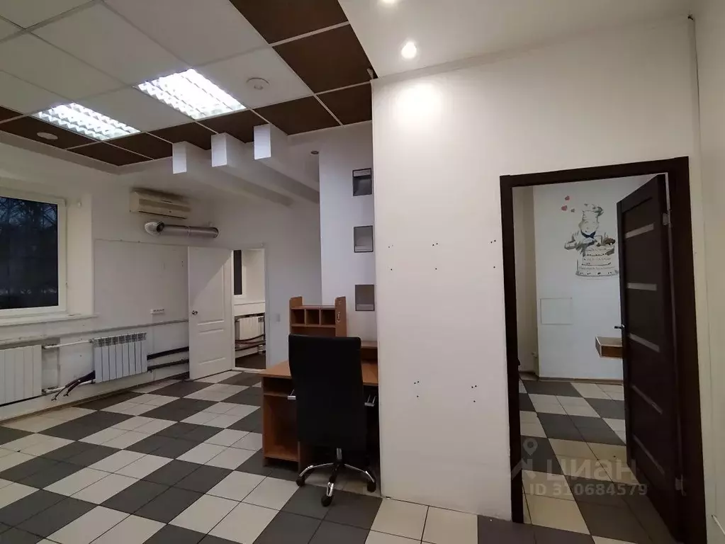 Помещение свободного назначения в Брянская область, Брянск ул. ... - Фото 2