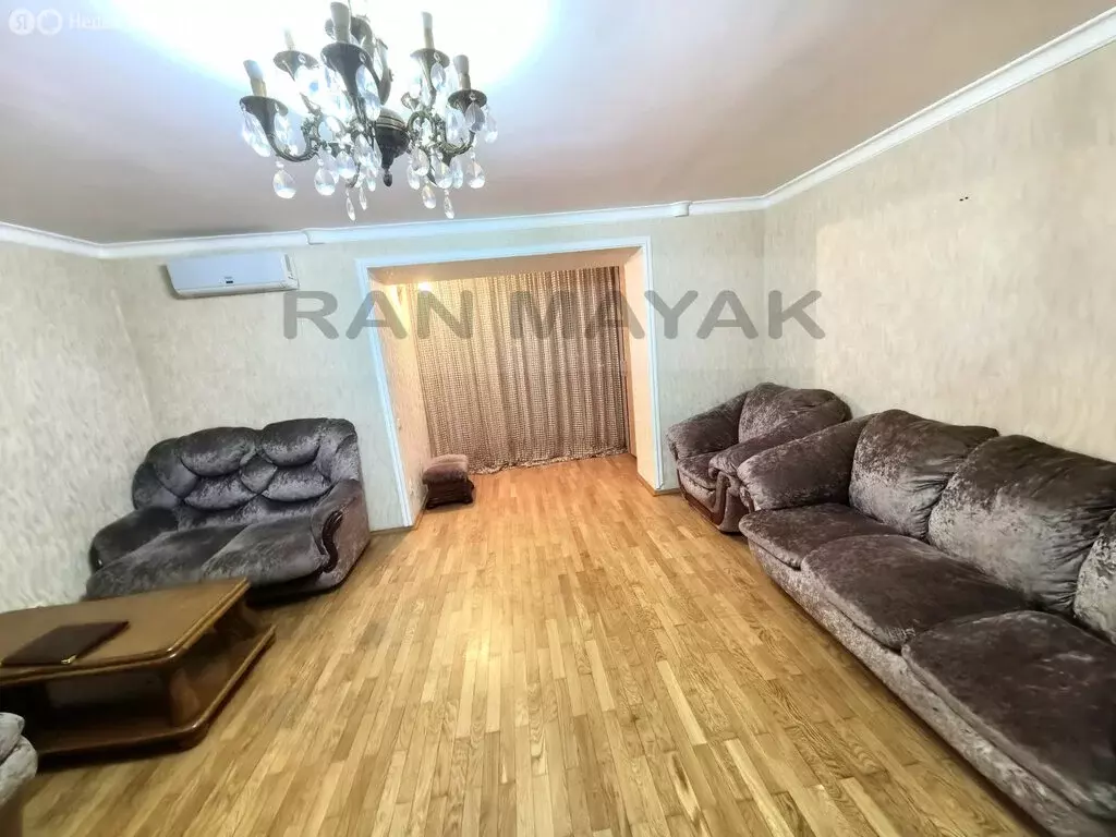 3-комнатная квартира: Майкоп, Пролетарская улица, 454 (68.7 м) - Фото 2