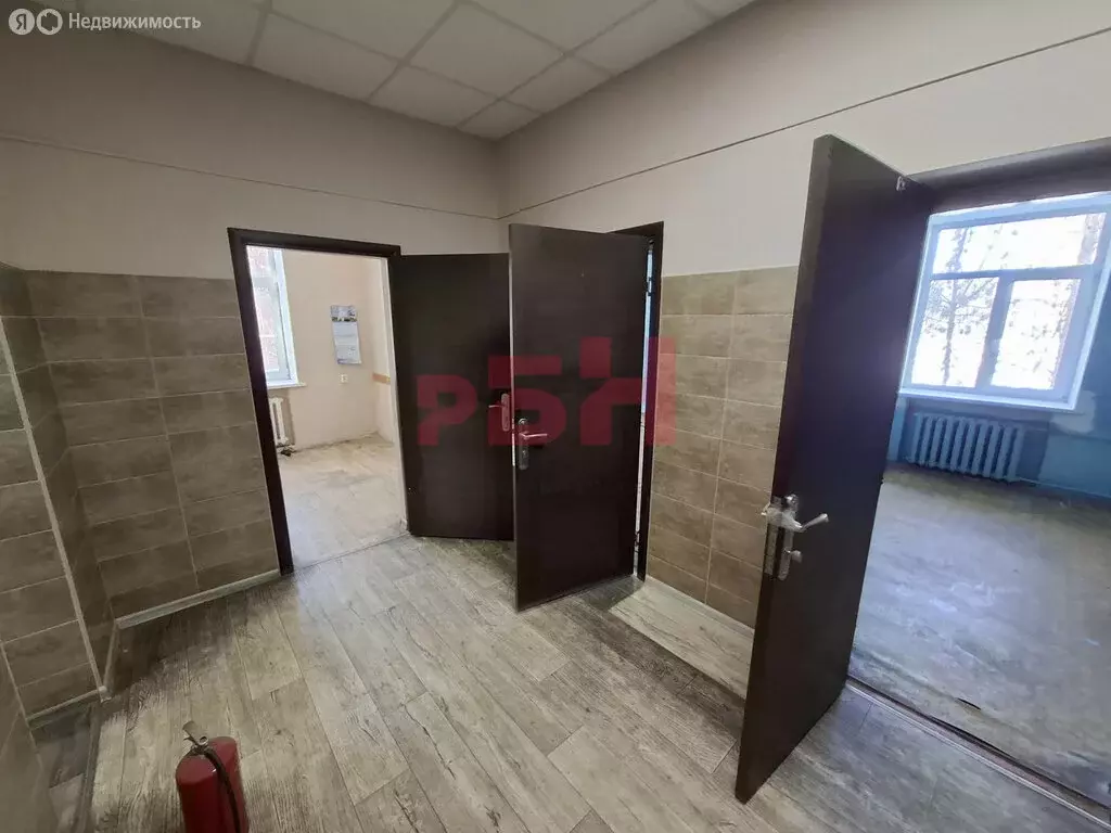 Офис (240 м) - Фото 2