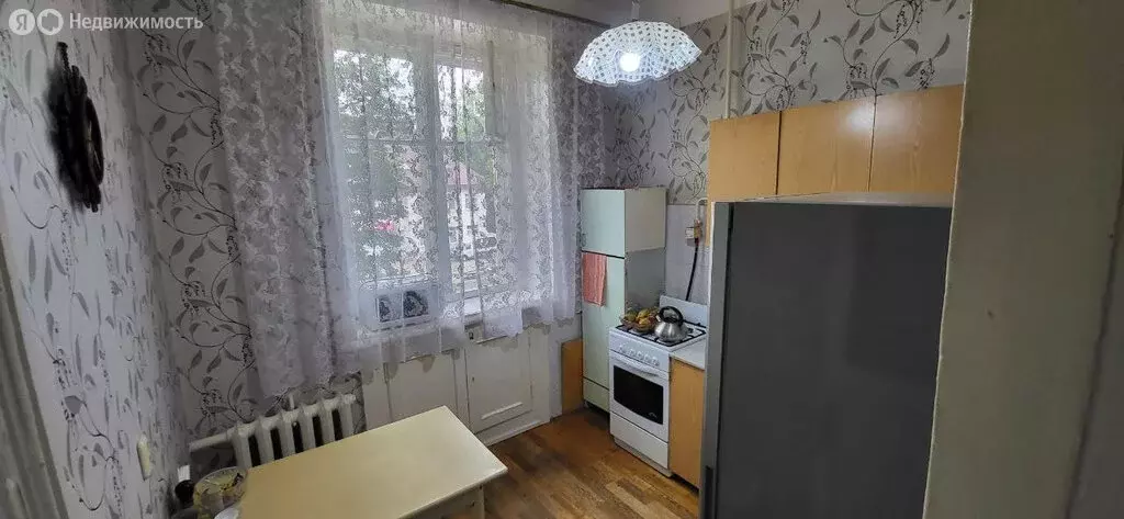 3-комнатная квартира: Уфа, улица Ульяновых, 44 (75.7 м) - Фото 0