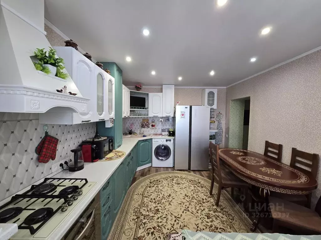 4-к кв. Омская область, Омск ул. 35-я Северная, 1/1 (85.9 м) - Фото 1