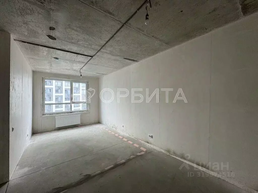 2-к кв. Тюменская область, Тюмень ул. Ветеранов Труда, 36к1 (57.4 м) - Фото 1