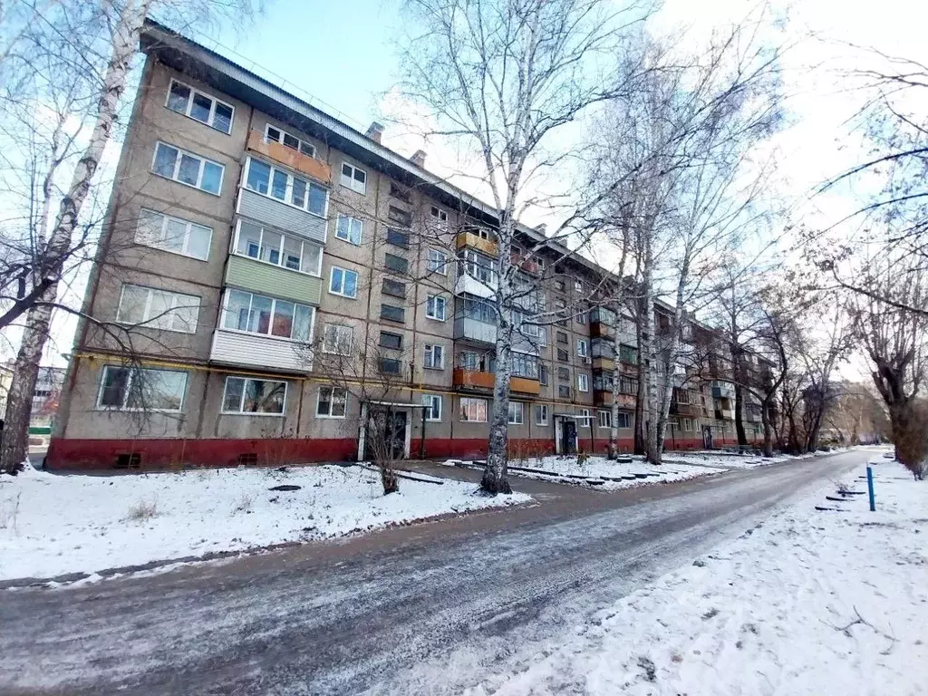 3-к кв. Алтайский край, Новоалтайск ул. Космонавтов, 14 (61.4 м) - Фото 1