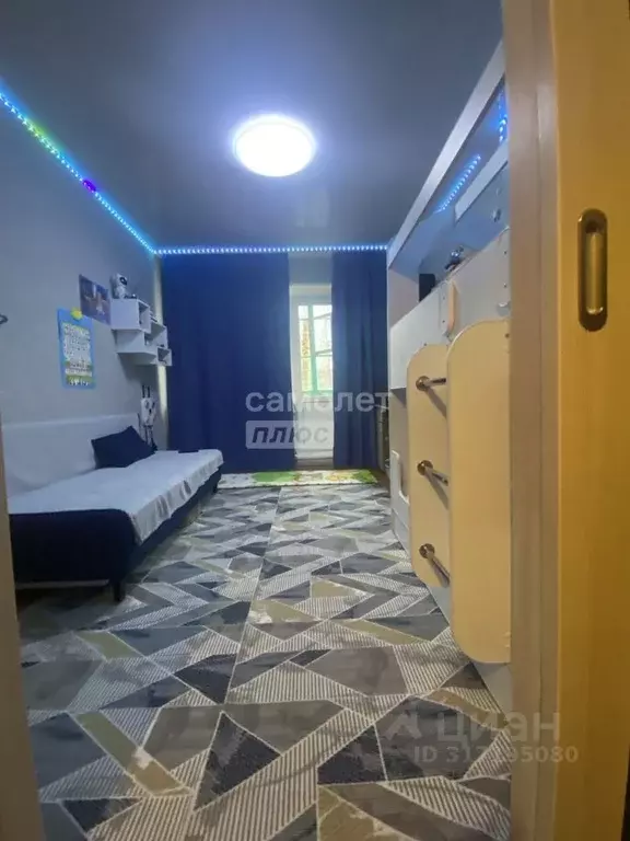 1-к кв. Ханты-Мансийский АО, Сургут проезд Дружбы, 11 (33.0 м) - Фото 0