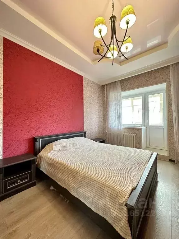 2-к кв. Татарстан, Казань ул. Адоратского, 1 (75.0 м) - Фото 0