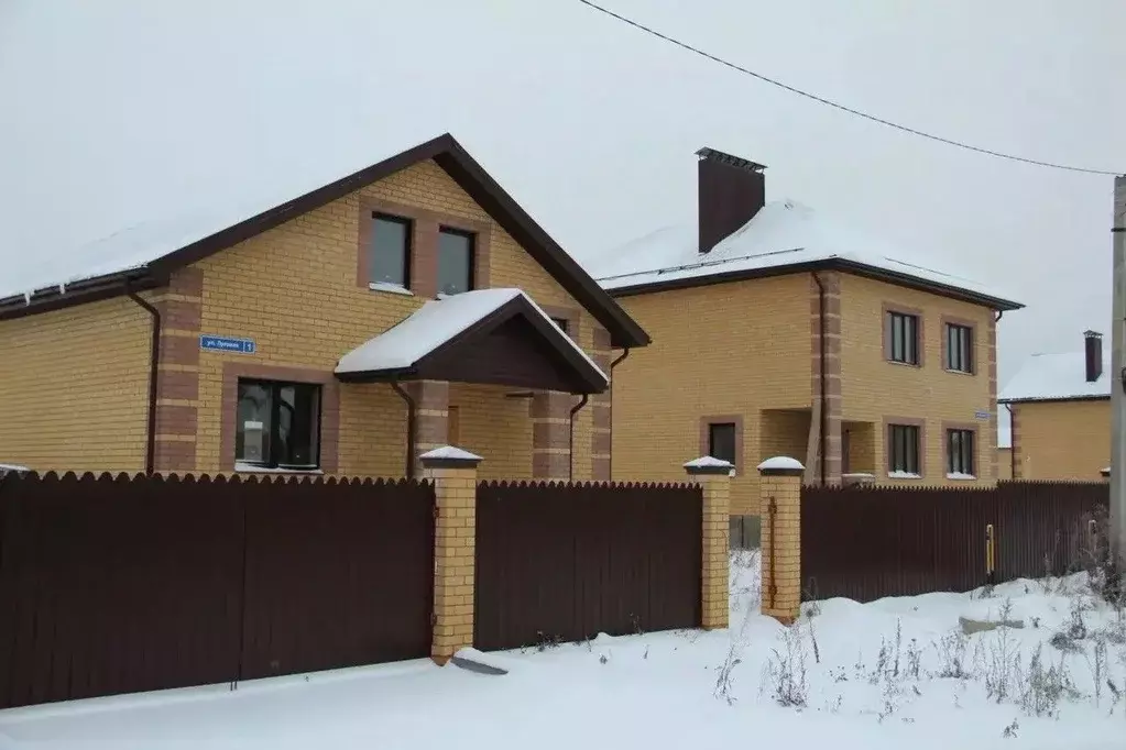 Коттедж в Марий Эл, Медведевский район, Сидоровское с/пос, д. Большая ... - Фото 2