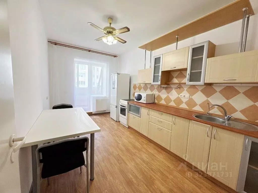 1-к кв. Свердловская область, Екатеринбург ул. Крылова, 27 (50.0 м) - Фото 1