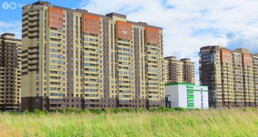 1-комнатная квартира: Тюмень, улица Тимофея Чаркова, 79к3 (34.1 м) - Фото 1