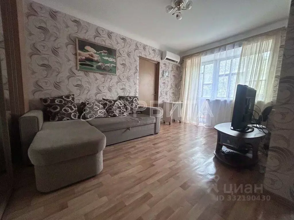 2-к кв. Тюменская область, Тюмень ул. Баумана, 27 (41.6 м) - Фото 2