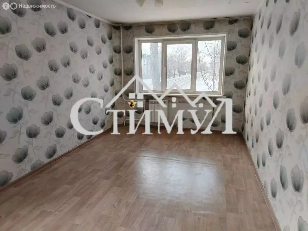 2-комнатная квартира: Черногорск, улица Дзержинского, 8 (42 м) - Фото 0