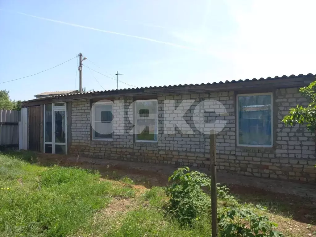 Дом в Волгоградская область, Дубовский район, Пичужинское с/пос, Волга ... - Фото 1