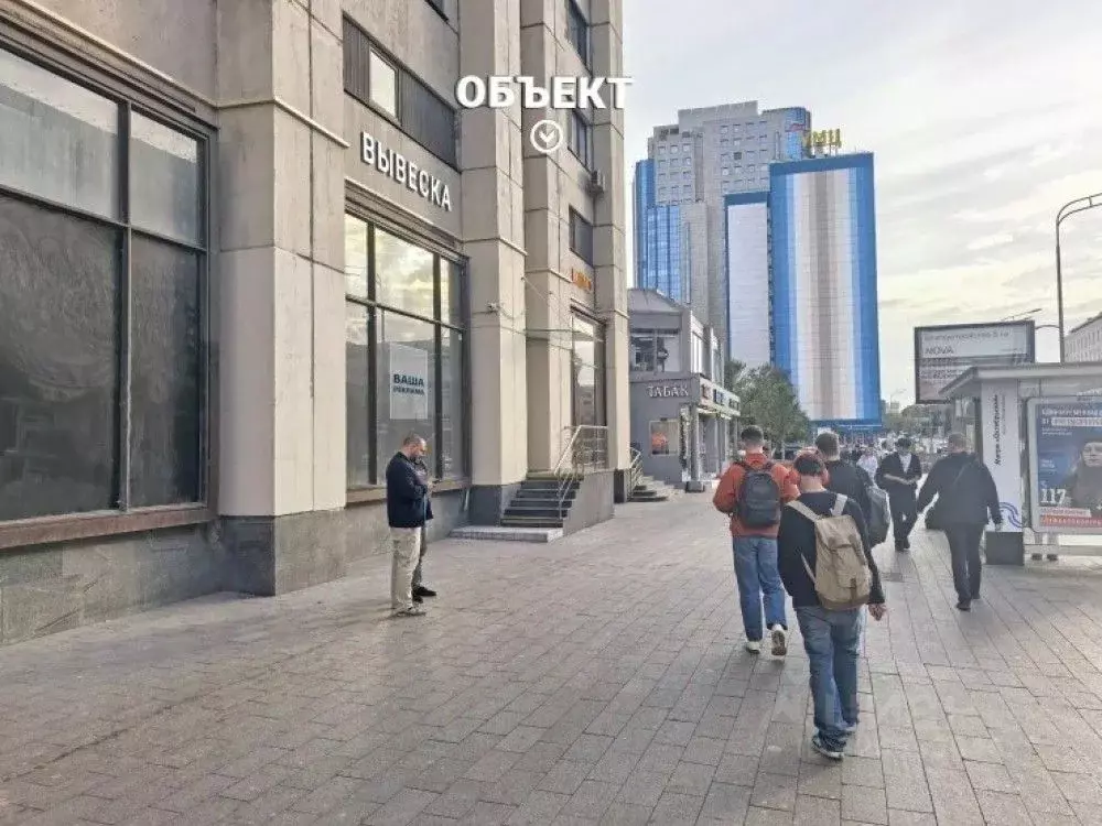 Торговая площадь в Москва Калужская пл., 1К1 (239 м) - Фото 1