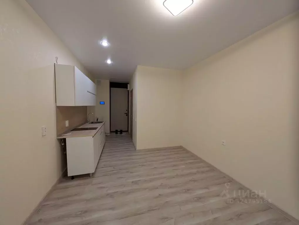 Студия Свердловская область, Екатеринбург ул. Пехотинцев, 2Г (20.2 м) - Фото 1