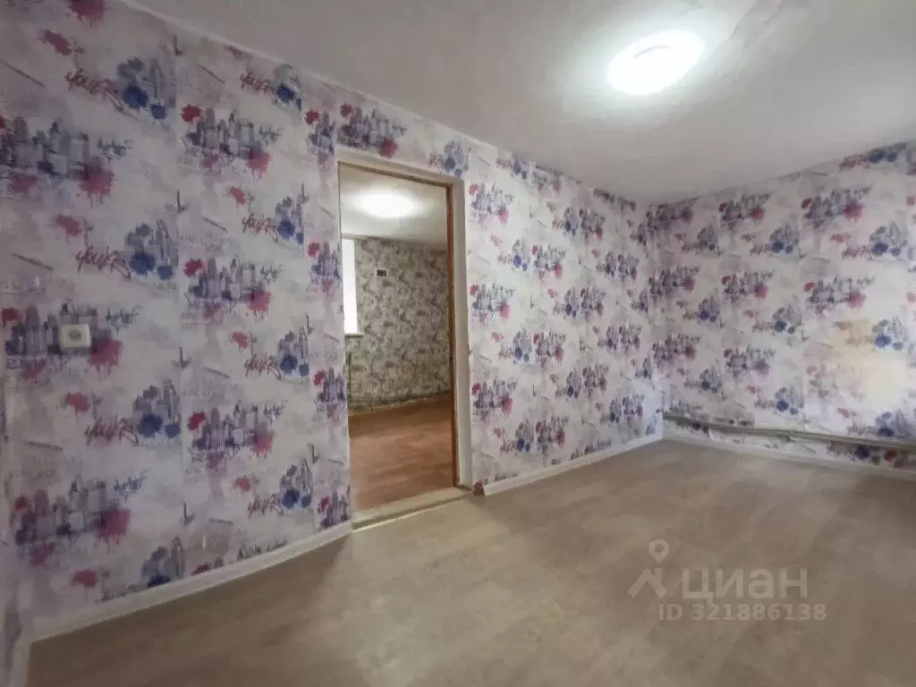 2-к кв. Крым, Симферополь ул. Краснознаменная, 100 (28.0 м) - Фото 0