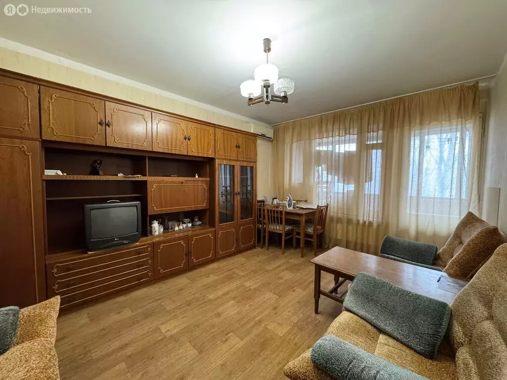 3-комнатная квартира: Волгоград, улица Тулака, 5 (60.7 м) - Фото 1