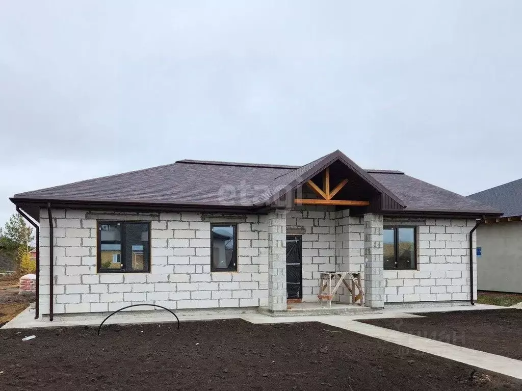Дом в Самарская область, Ставропольский район, с. Ягодное, Новое ... - Фото 0