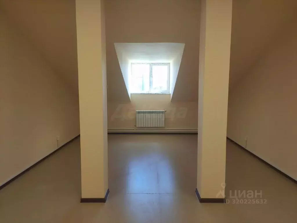 Офис в Ульяновская область, Ульяновск Октябрьская ул., 22с15 (39 м) - Фото 1