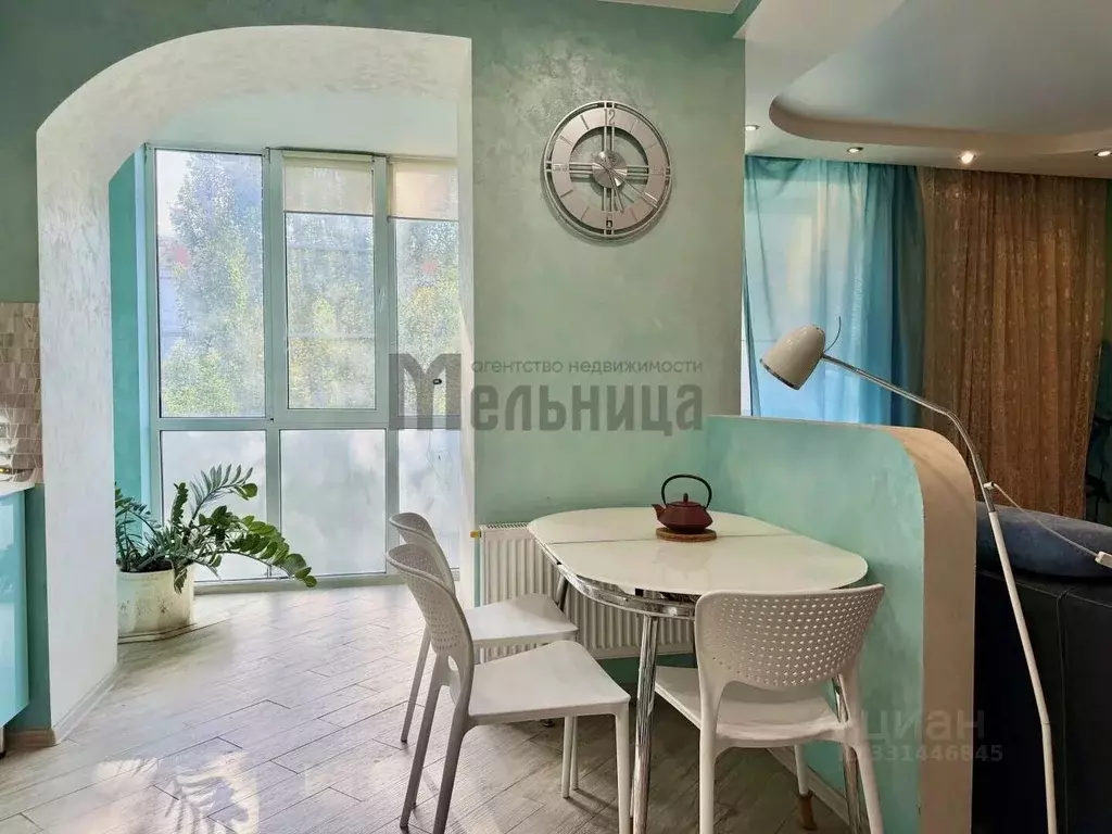 Студия Волгоградская область, Волгоград Санаторная ул., 8Б (38.2 м) - Фото 1