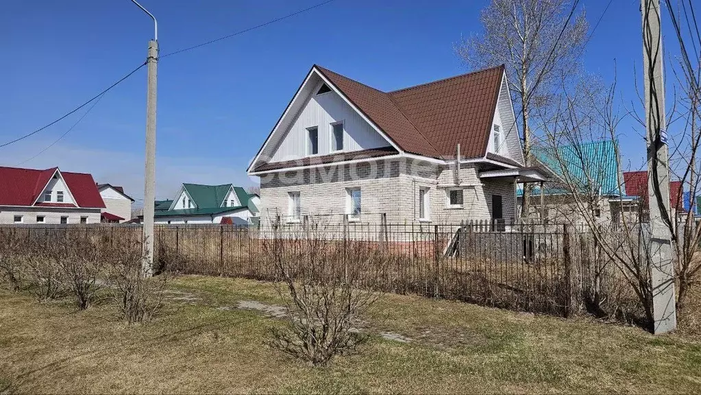 Дом в Алтайский край, Первомайский район, с. Фирсово ул. Мира (150 м) - Фото 1