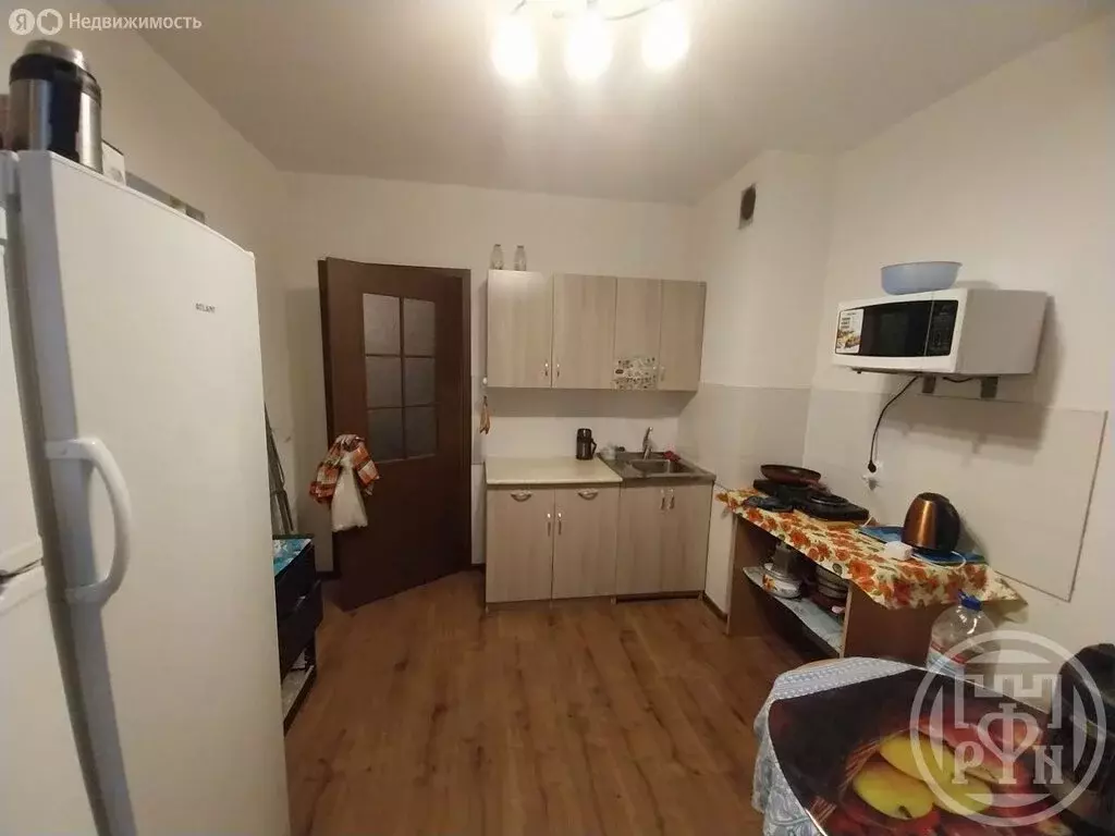 1-комнатная квартира: Кировск, улица Энергетиков, 8 (42 м) - Фото 2