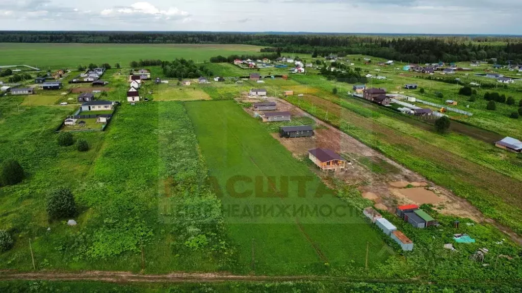 Участок в Ленинградская область, Волосовский район, д. Клопицы  (7.5 ... - Фото 1