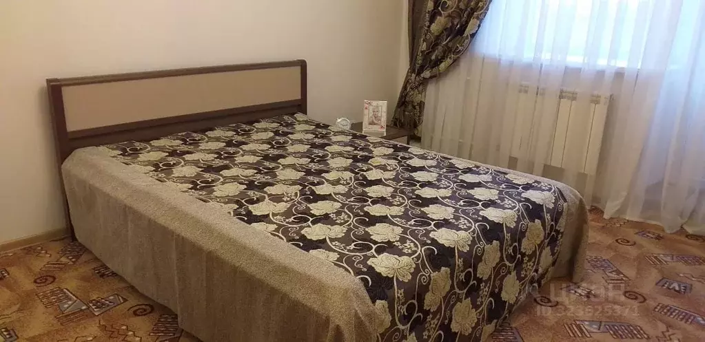 2-к кв. Волгоградская область, Волгоград ул. Базарова, 4 (80.0 м) - Фото 1