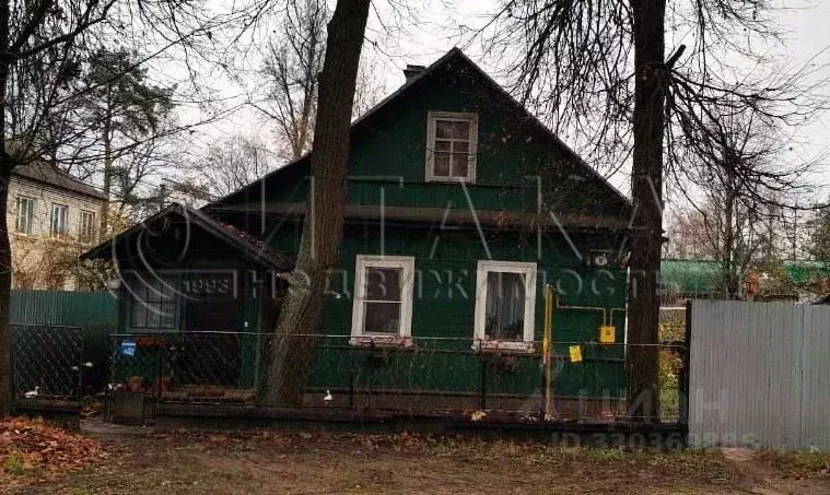 Дом в Ленинградская область, Луга Красноармейская ул., 8 (81 м) - Фото 2