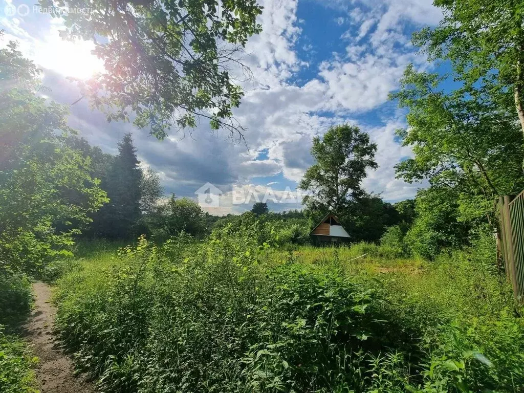 Участок в село Ромашково, территория Больницы (6 м) - Фото 0