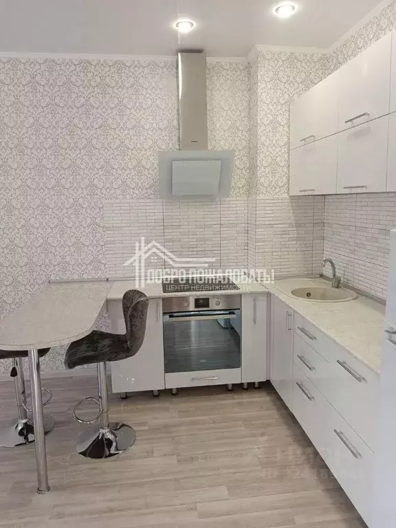 2-к кв. Хакасия, Абакан просп. Дружбы Народов, 49А (65.4 м) - Фото 2