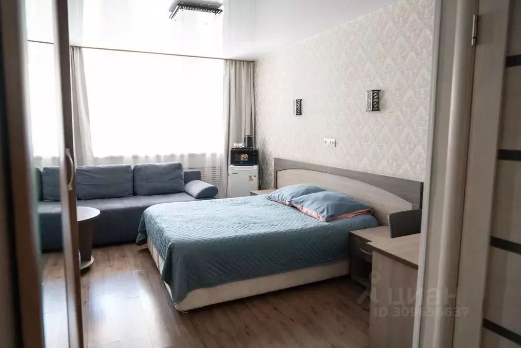 Комната Приморский край, Владивосток Океанский просп., 15А - Фото 1