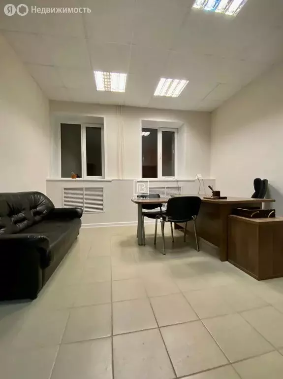 Офис (68 м) - Фото 1