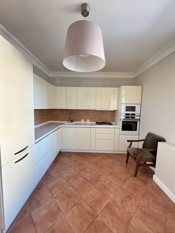 2-к кв. Татарстан, Казань ул. Тихомирнова, 7 (71.2 м) - Фото 2