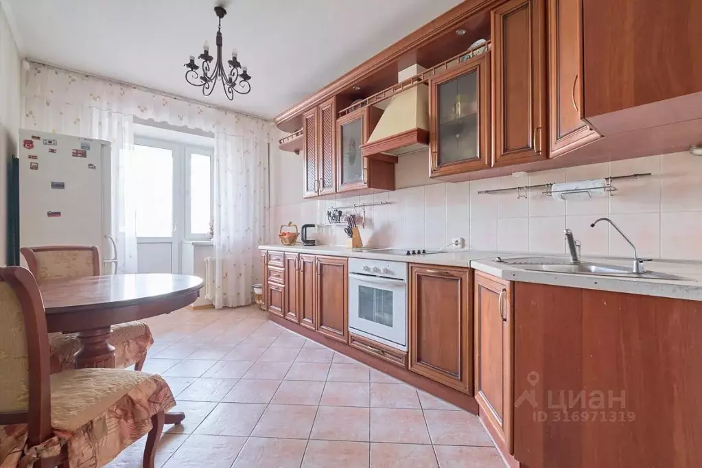 3-к кв. Томская область, Томск Киевская ул., 15 (93.1 м) - Фото 0