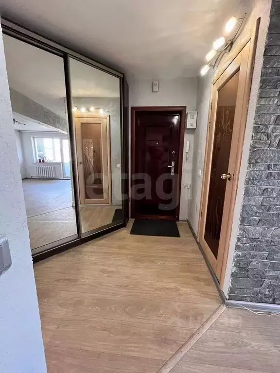 3-к кв. Алтайский край, Бийск ул. Ильи Мухачева, 123 (63.6 м) - Фото 0