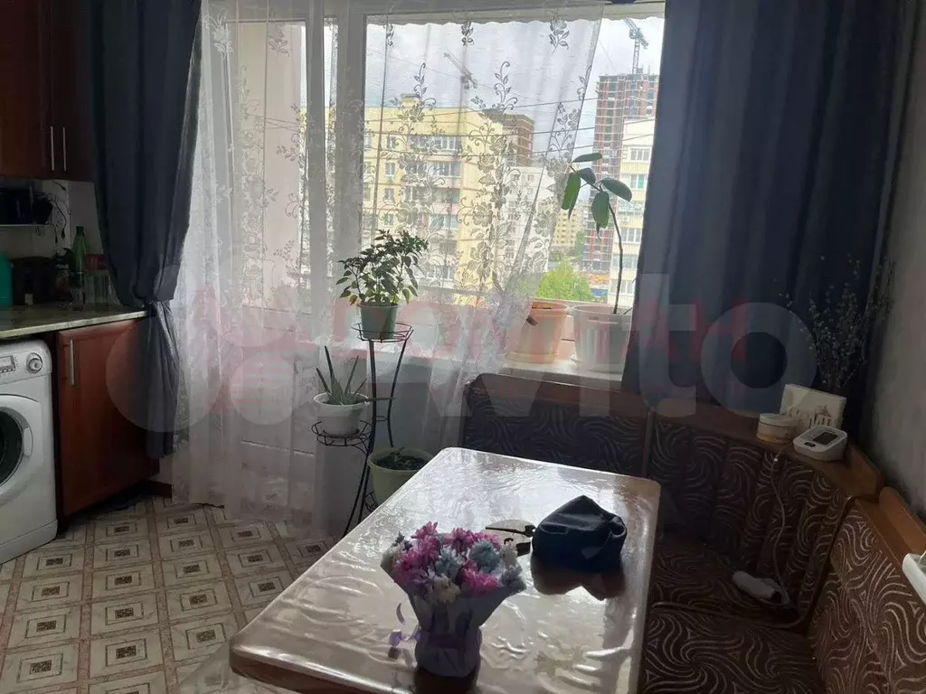 1-к. квартира, 39 м, 8/9 эт. - Фото 1
