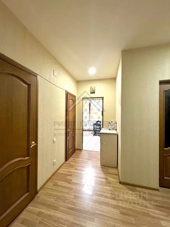 2-к кв. Белгородская область, Старый Оскол Степной мкр, 30 (70.0 м) - Фото 1