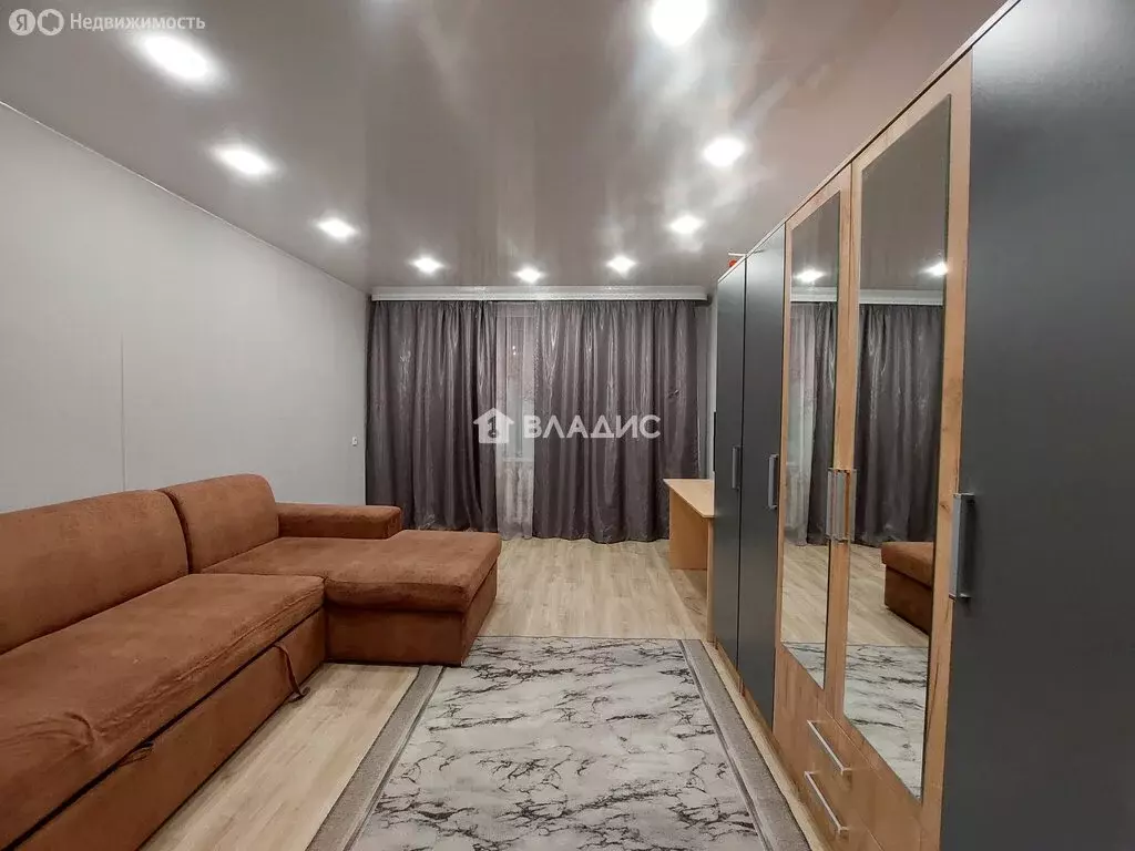3-комнатная квартира: Благовещенск, улица Ленина, 30/2 (57.2 м) - Фото 1
