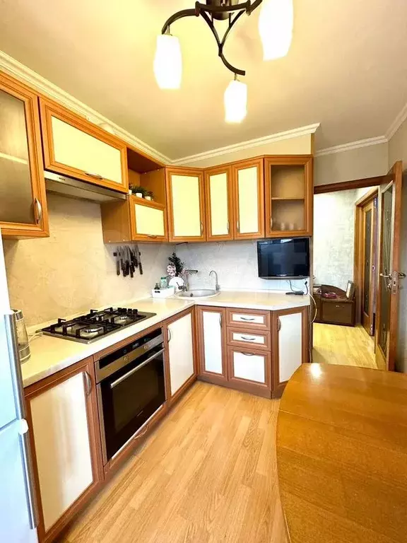 2-к. квартира, 51 м, 4/9 эт. - Фото 0