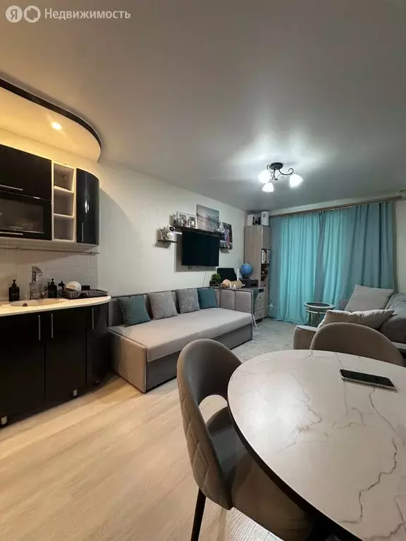 Квартира-студия: Киров, микрорайон Радужный, улица Мира, 10 (27.7 м) - Фото 2