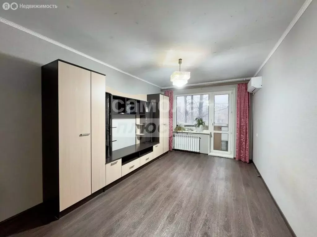 3-комнатная квартира: Комсомольск-на-Амуре, улица Гамарника, 19к7 ... - Фото 1